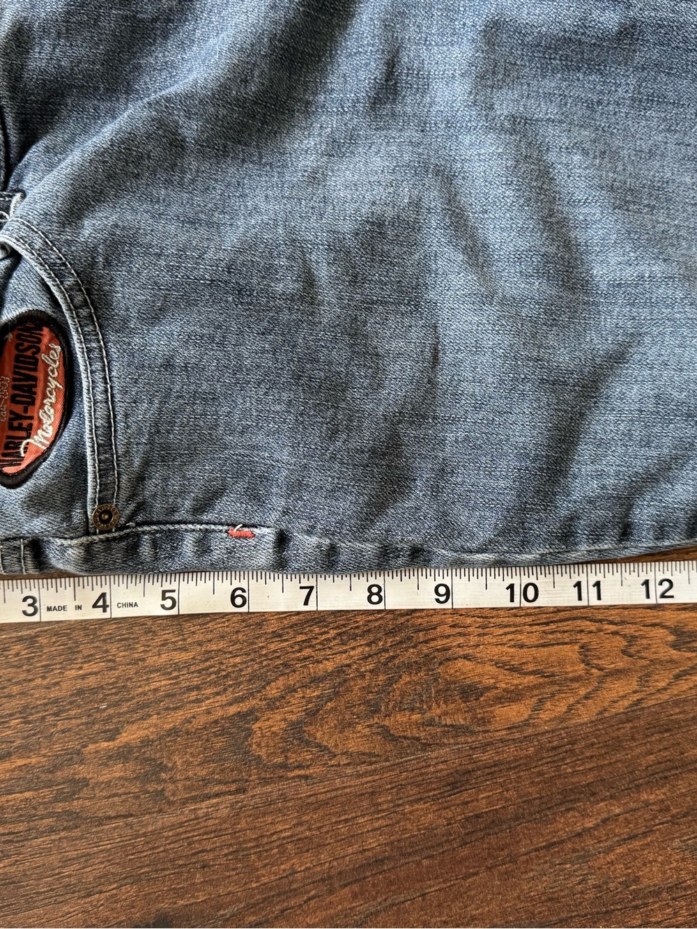 Harley-Davidson Vintage Cut Off Denim Shorts Blue Size 10 Mid Rise Logo Pockets - Picture 6 of 9